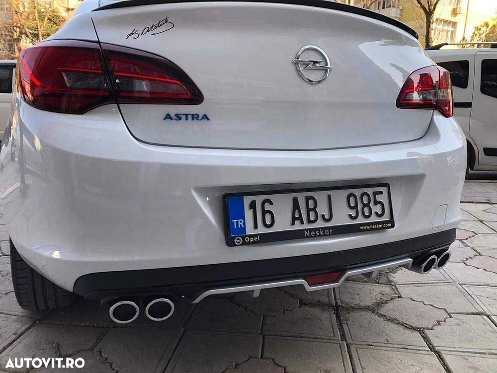 Ornament Difuzor pentru bara spate adaptabil pentru Opel Astra J - 4