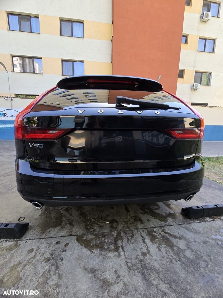 Volvo V90 D4 AWD Geartronic Momentum Pro - 6