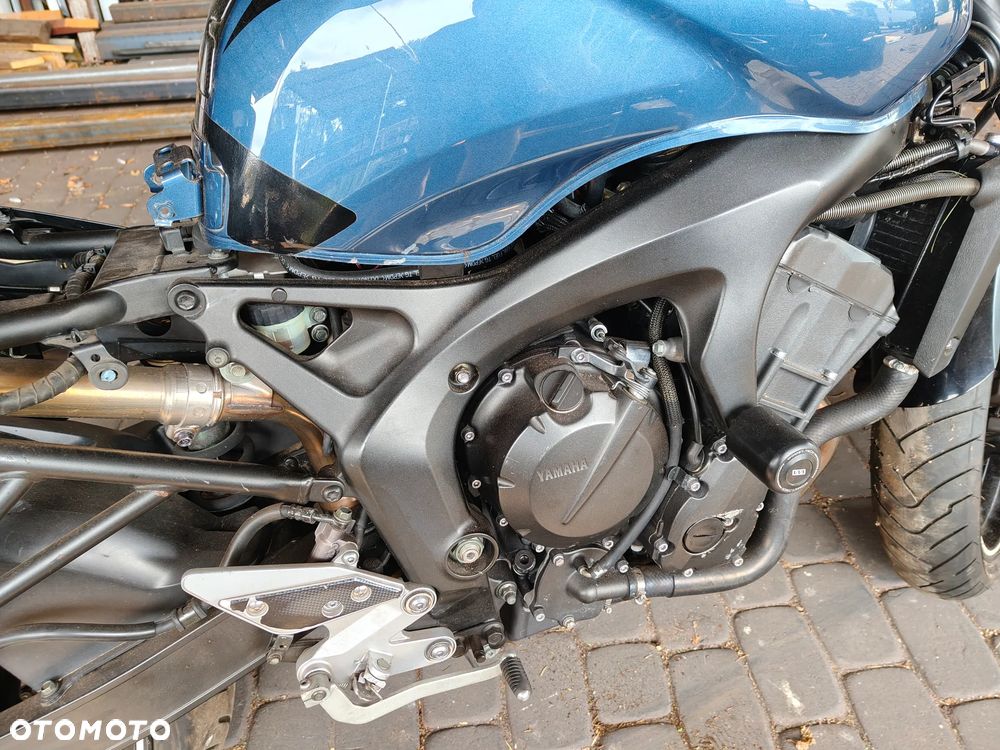 Yamaha FZ6 - 2