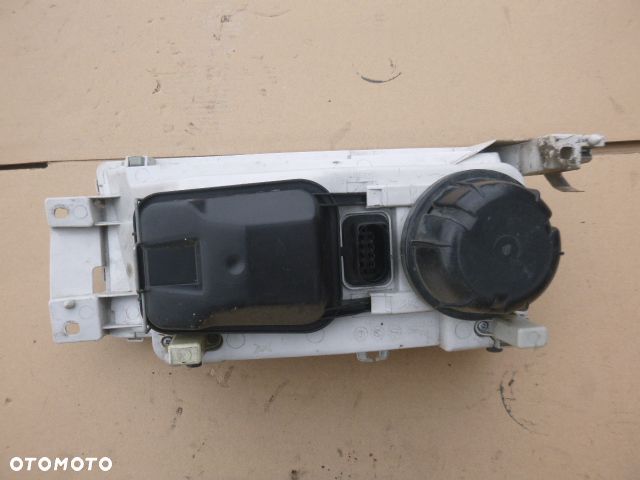 LAMPA LEWY PRZÓD LEWA PRZEDNIA SKODA OCTAVIA I FL - 14
