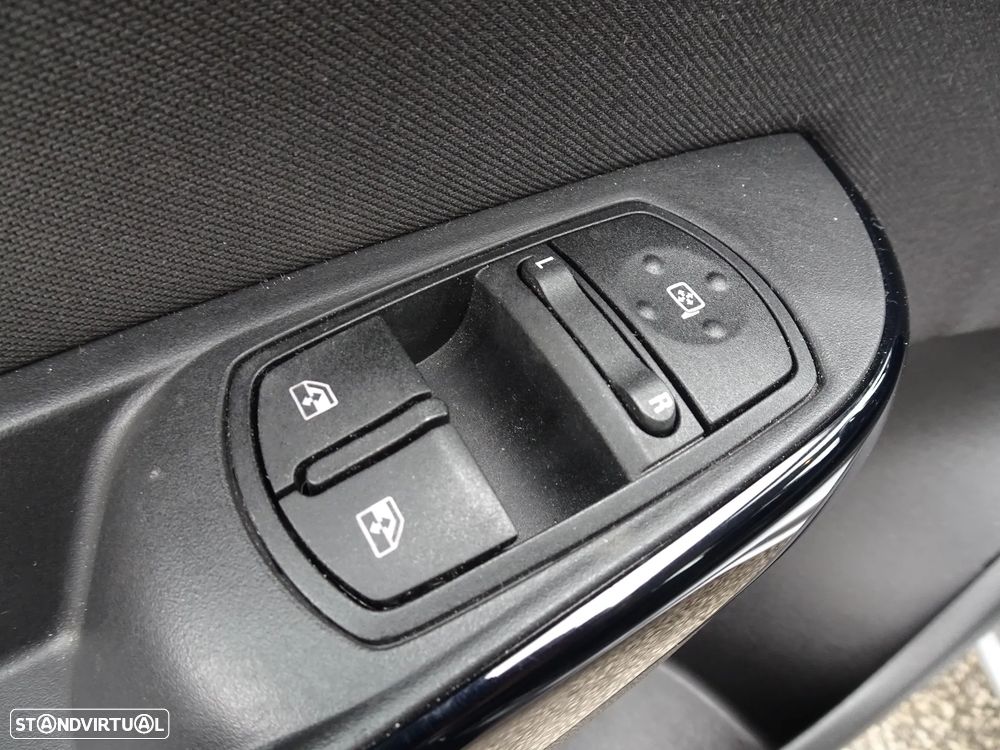 Opel Corsa 1.3 CDTi Business Edition - 10