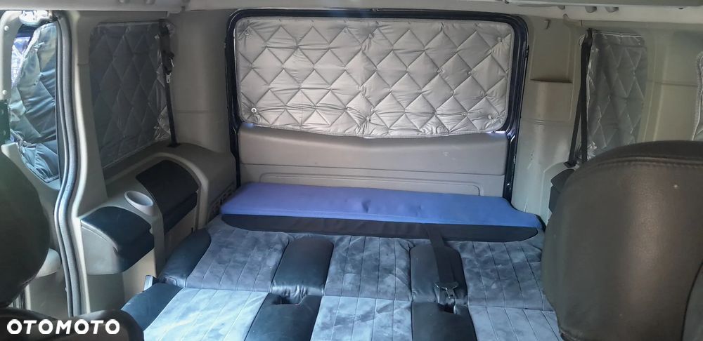 Opel Vivaro - 28