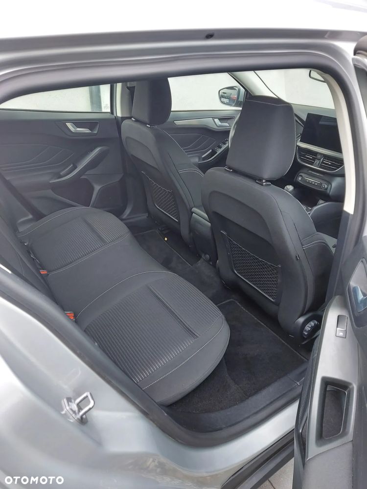 Ford Focus 1.0 EcoBoost Titanium - 15