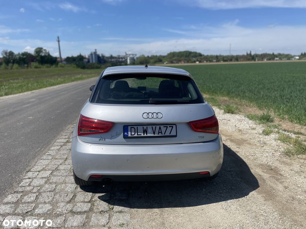 Audi A1 Sportback 1.6 TDI Ambition S tronic - 11