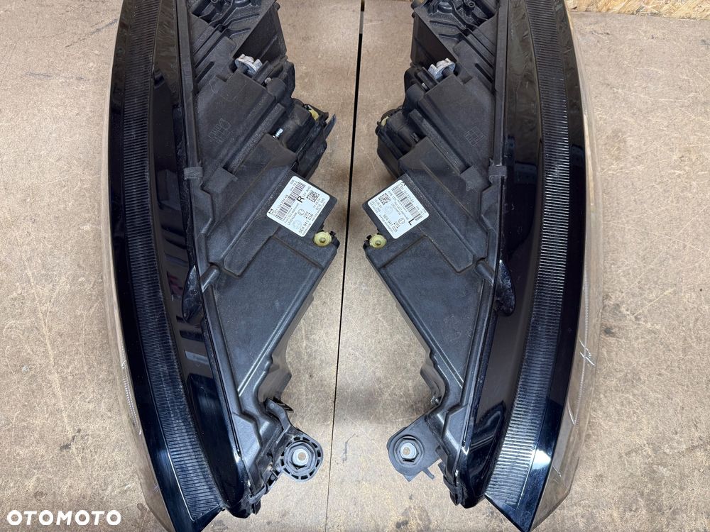 SKODA OCTAVIA IV LEWA PRAWA LAMPA PRZÓD 5E4941036 5E4941035 LIFT FULL LED - 11