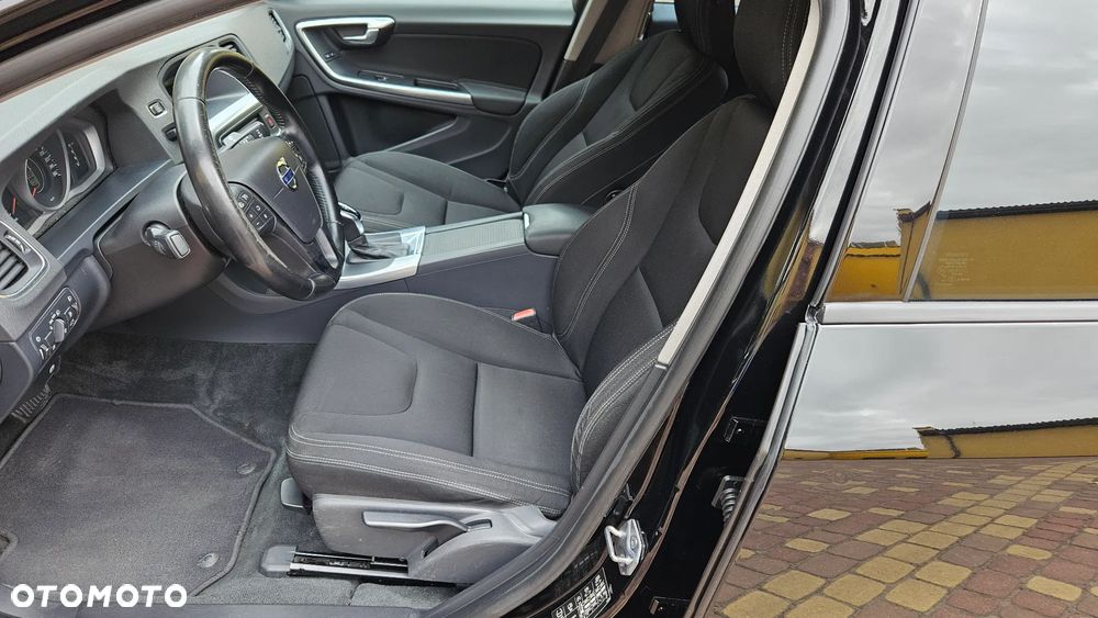 Volvo S60 D3 Kinetic - 11