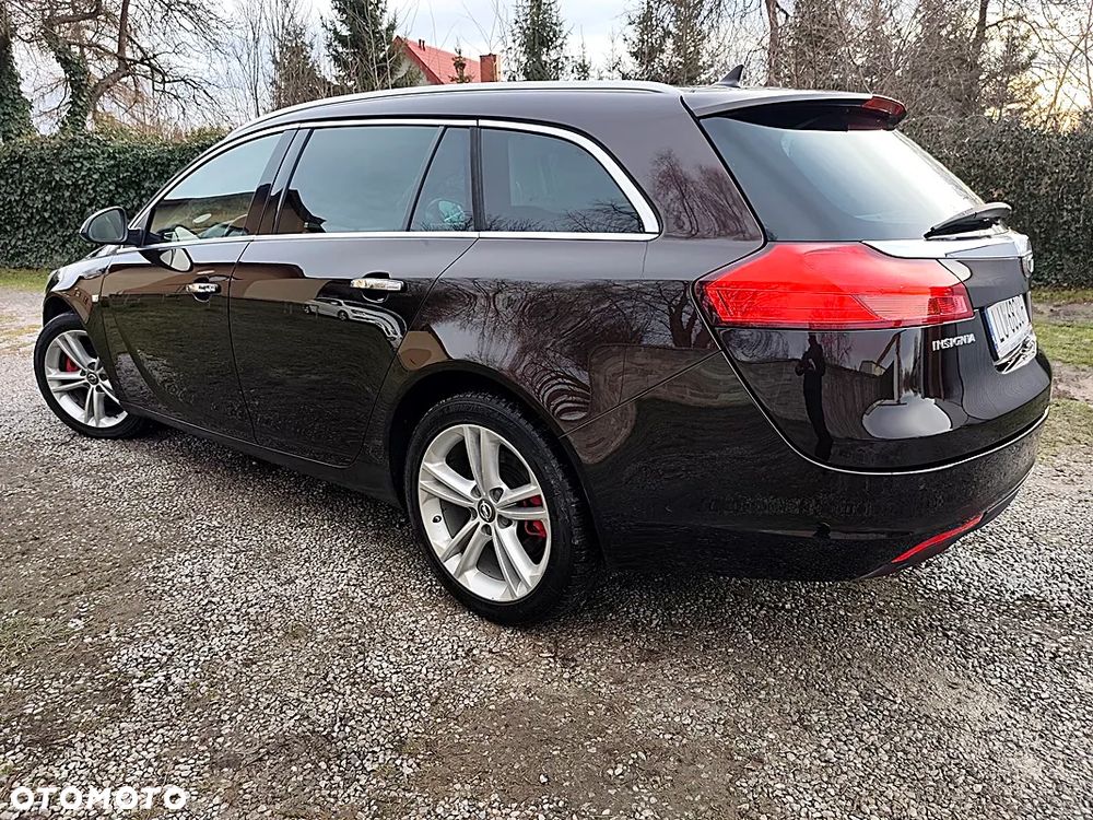 Opel Insignia 2.0 CDTI 4x4 Design Edition - 6