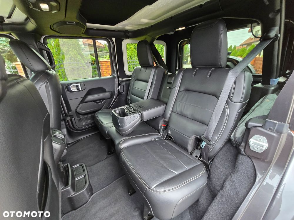Jeep Wrangler Unlimited GME 2.0 Turbo Sahara - 14
