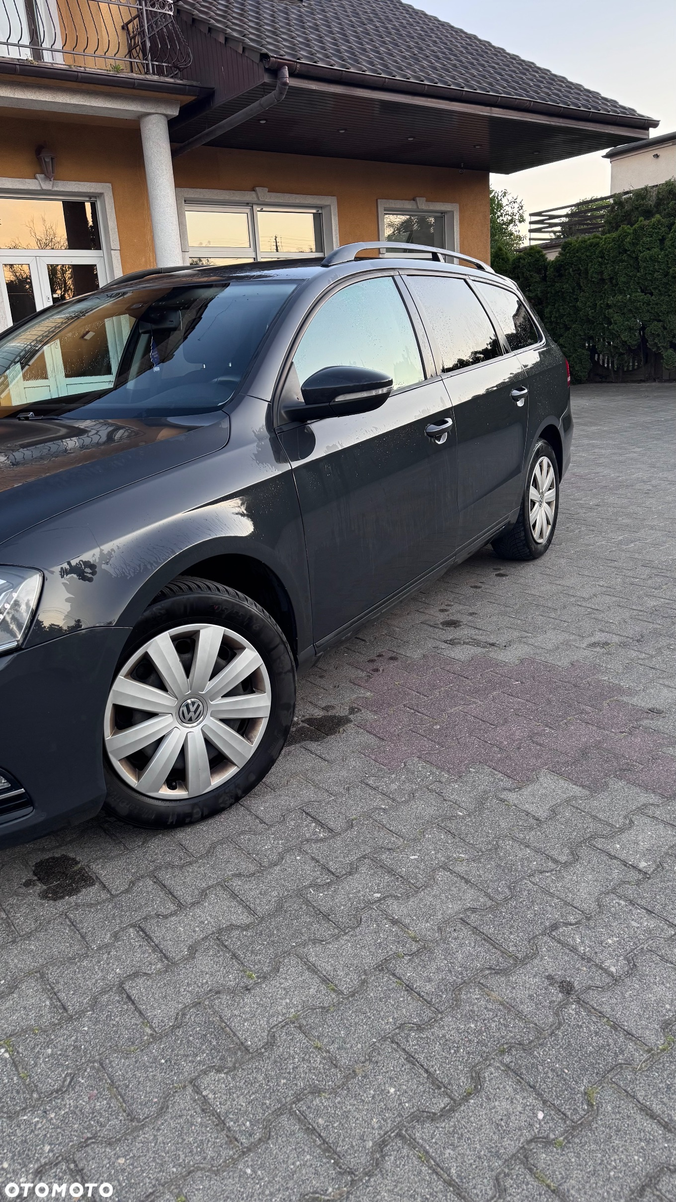 Volkswagen Passat 1.6 TDI Business Line - 12