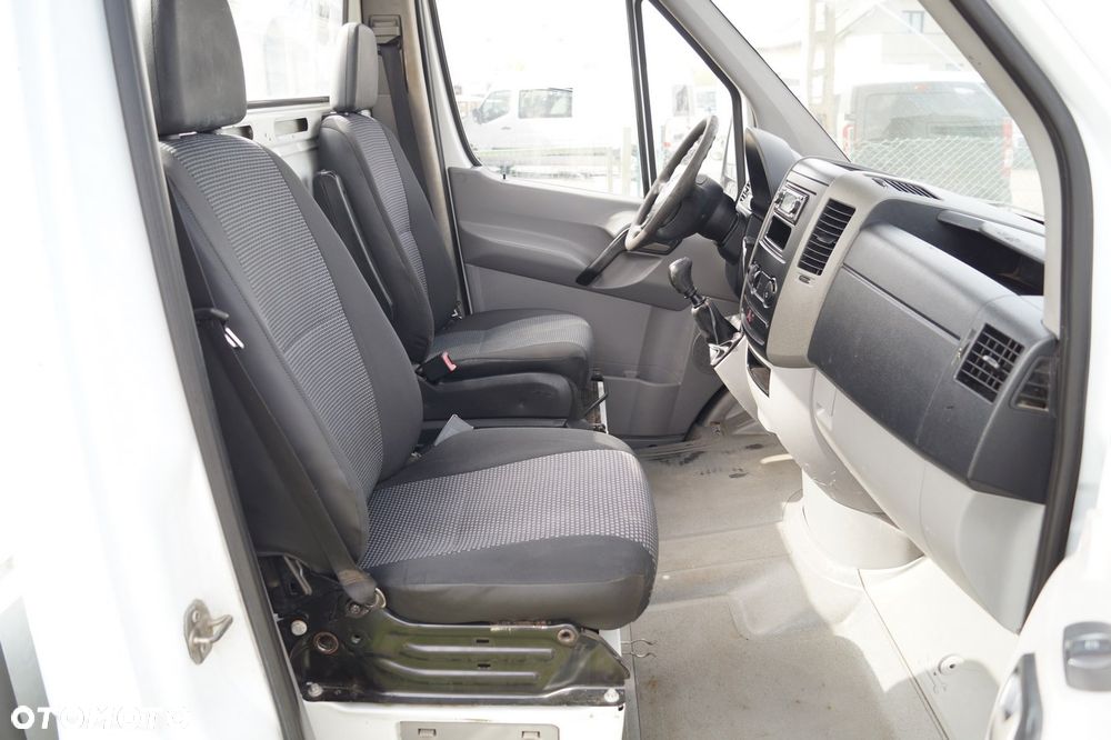Mercedes-Benz Sprinter - 19