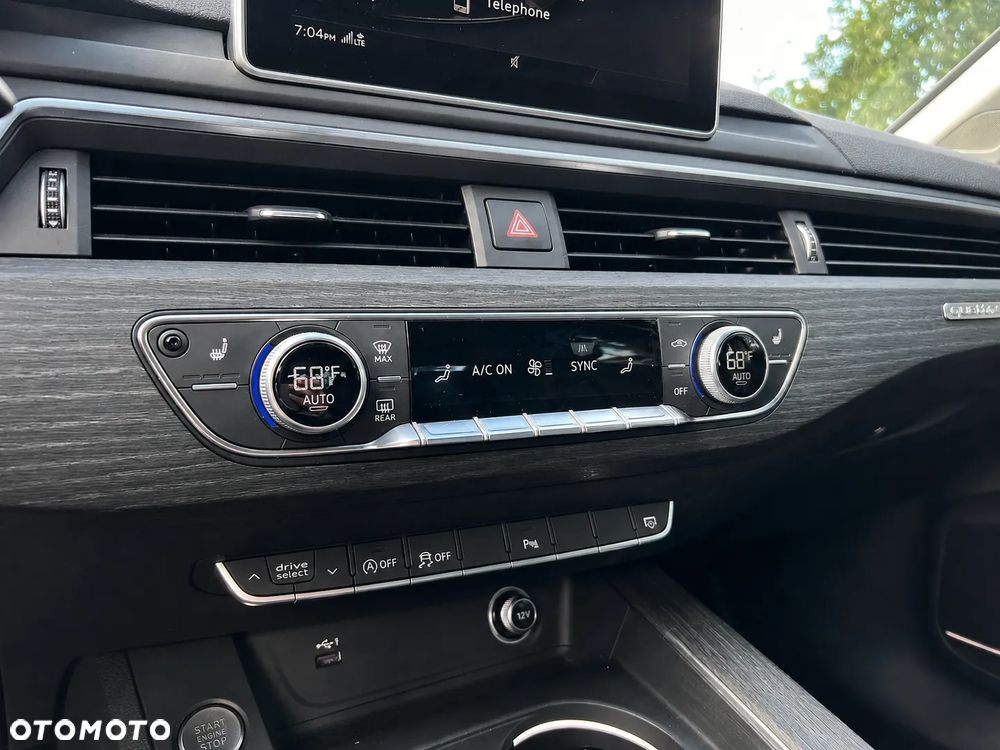 Audi A4 Limousine - 13