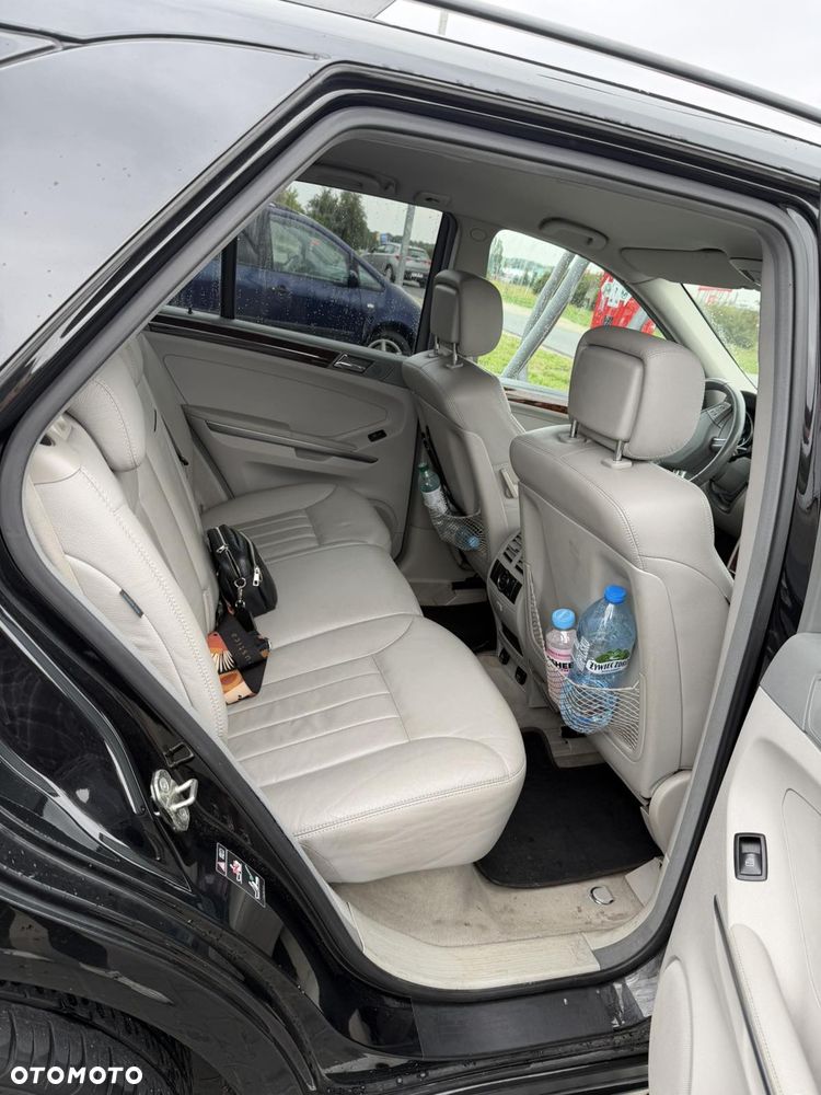 Mercedes-Benz ML - 9