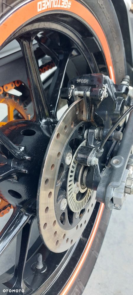 KTM Duke 125 - 25