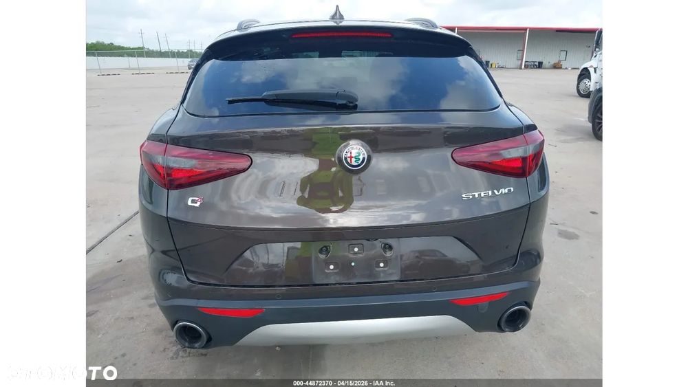 Alfa Romeo Stelvio 2.0 Turbo TI Q4 - 8