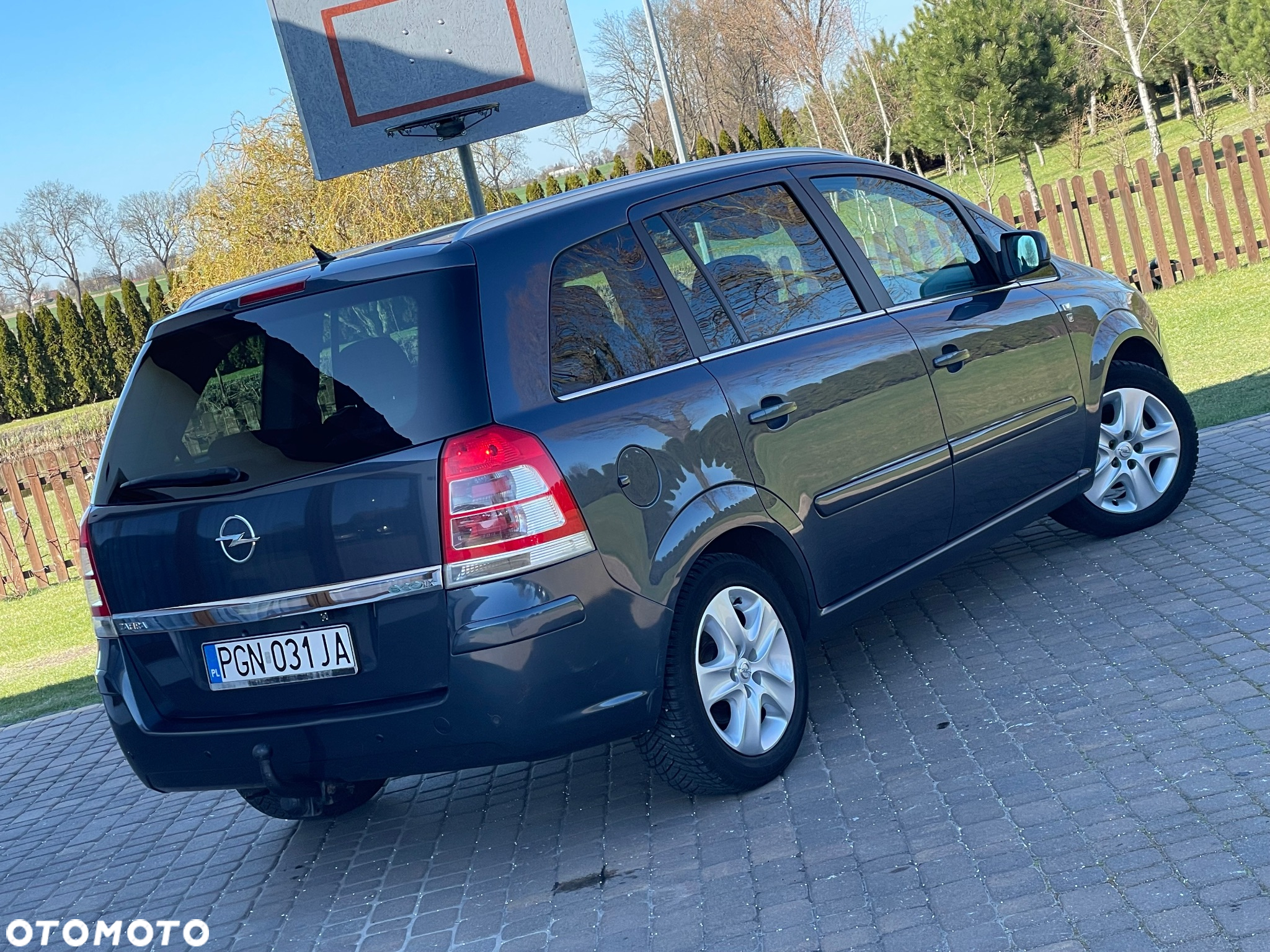 Opel Zafira 1.6 ECOFLEX Edition 111 Jahre - 2