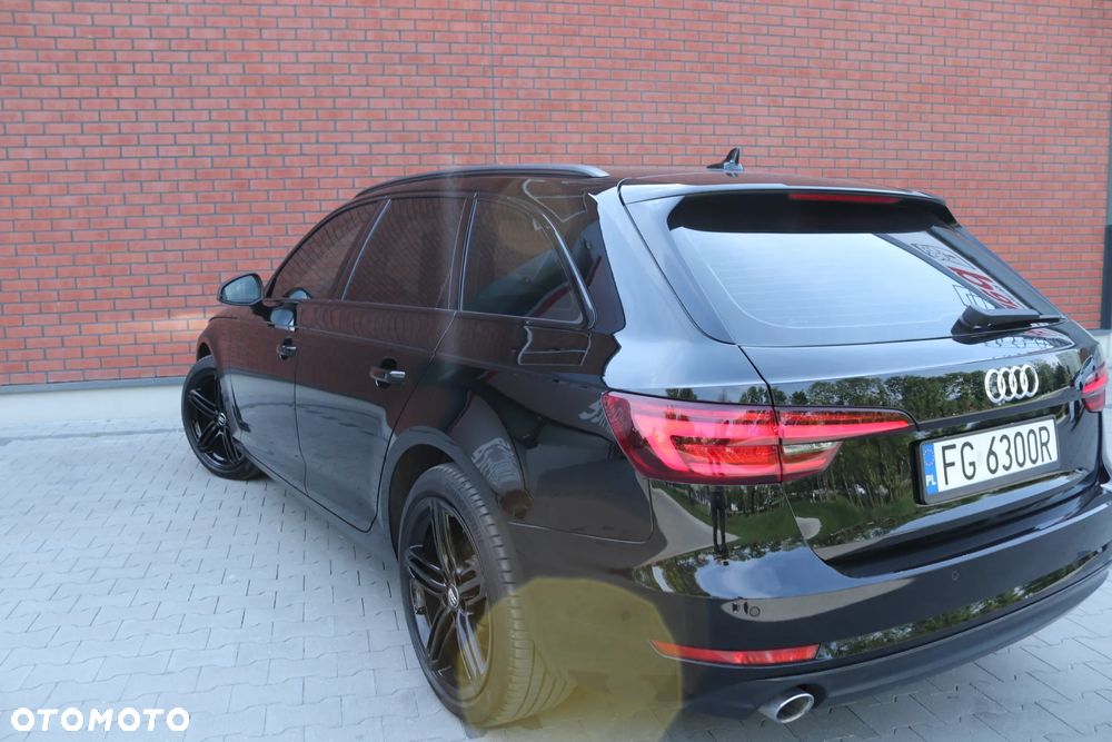 Audi A4 Avant - 13