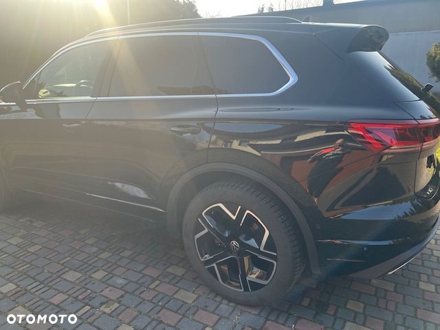 Volkswagen Touareg 3.0 V6 TDI 4Motion Elegance - 4