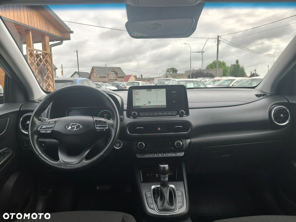 Hyundai Kona - 15