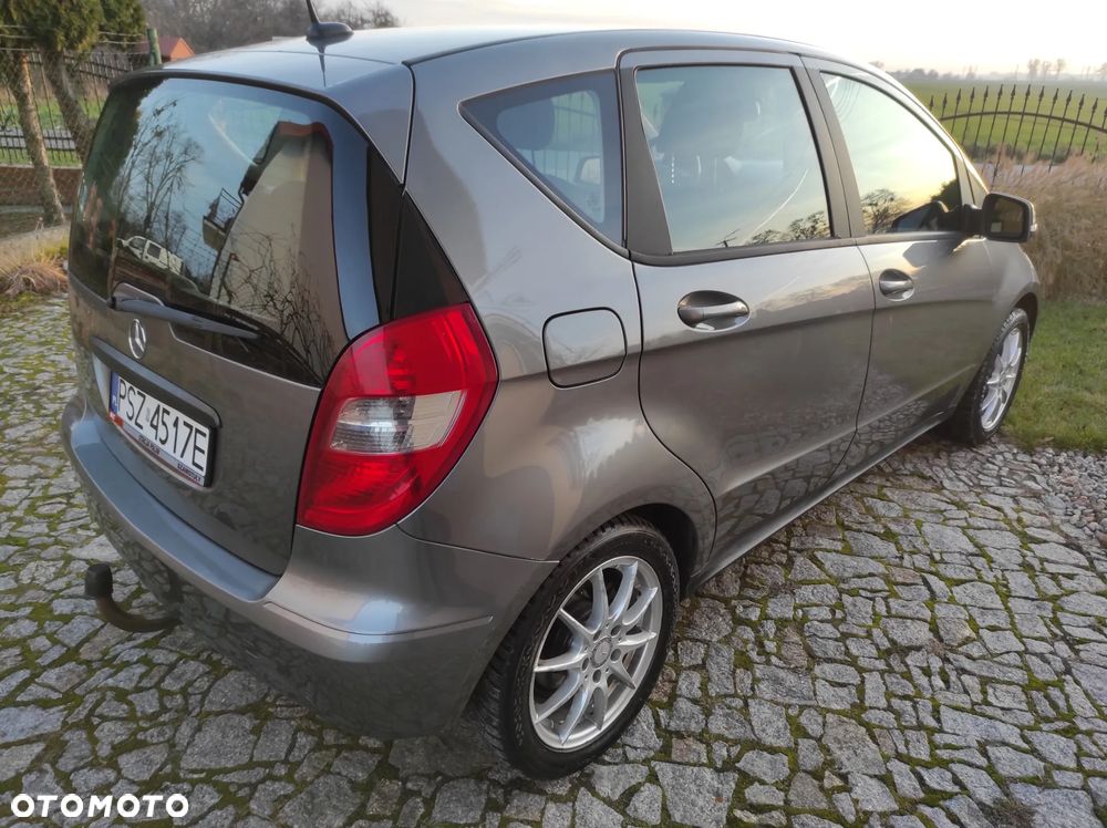 Mercedes-Benz Klasa A 160 BlueEFFICIENCY Special Edition - 9