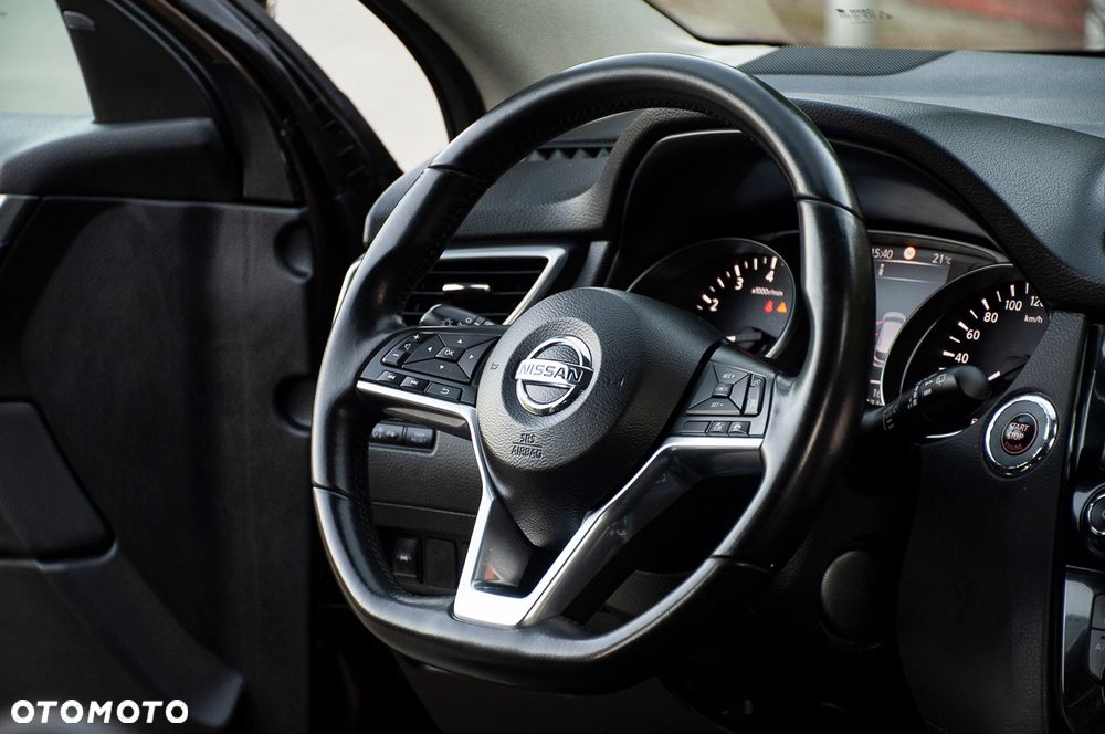 Nissan Qashqai 1.2 DIG-T Xtronic TEKNA - 33