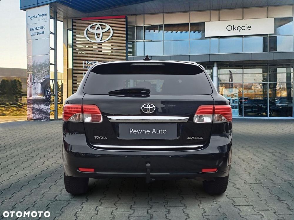 Toyota Avensis - 5