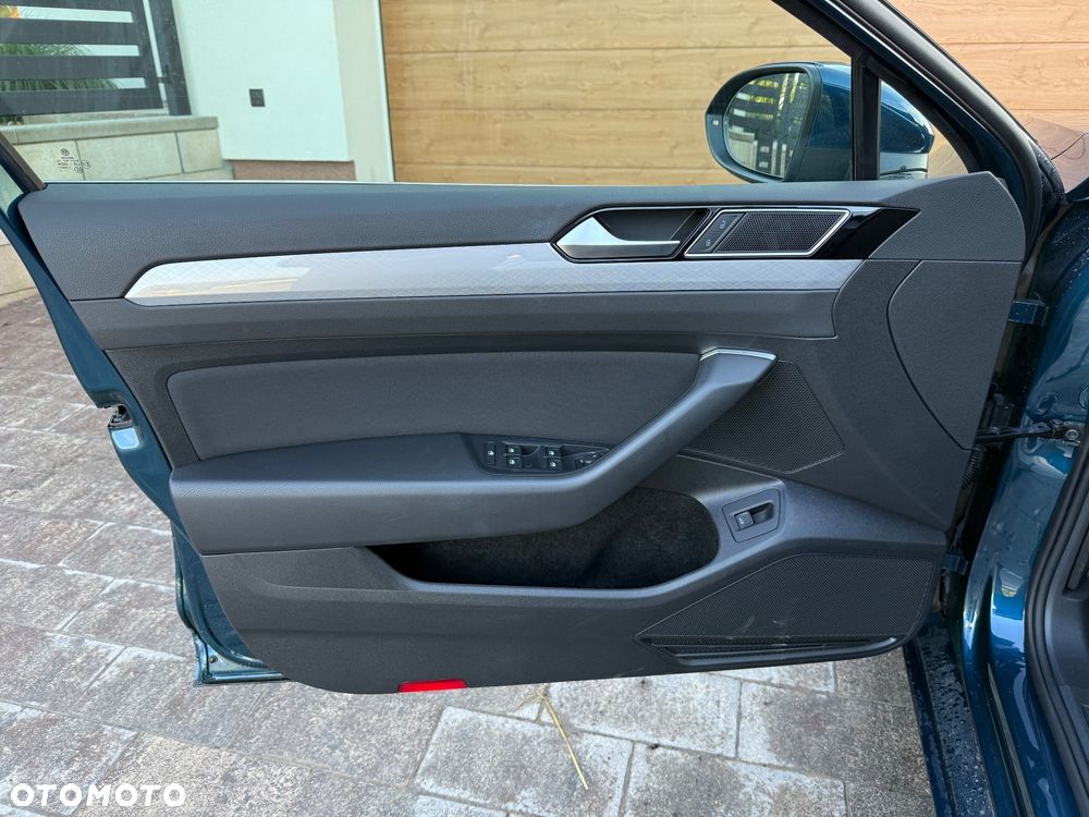 Volkswagen Passat 1.5 TSI EVO Business - 18