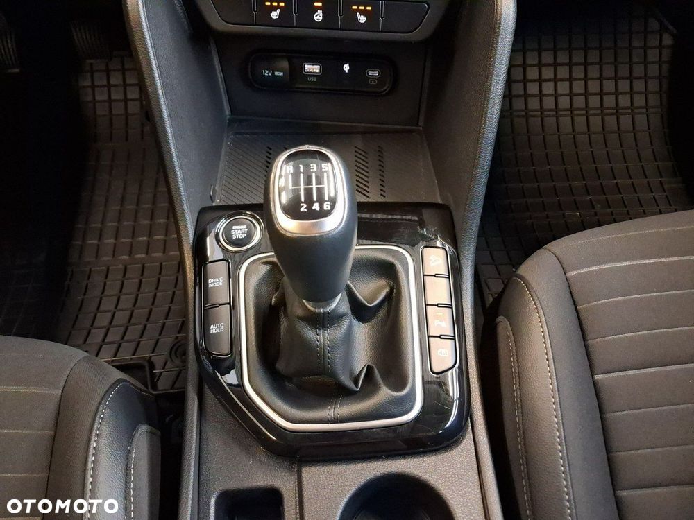 Kia Sportage - 22
