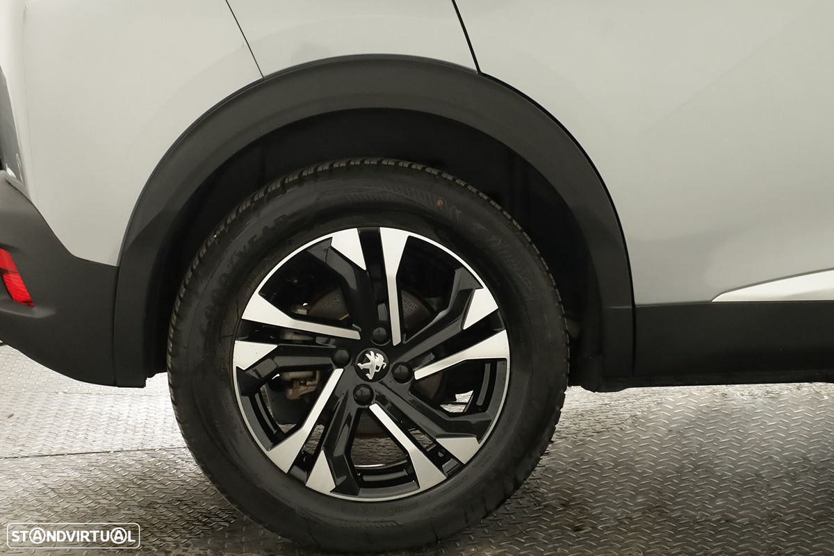 Peugeot e-2008 50 kWh GT - 5