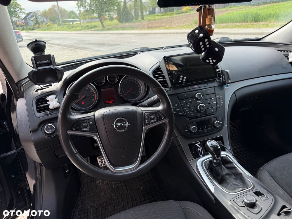 Opel Insignia 1.8 - 6