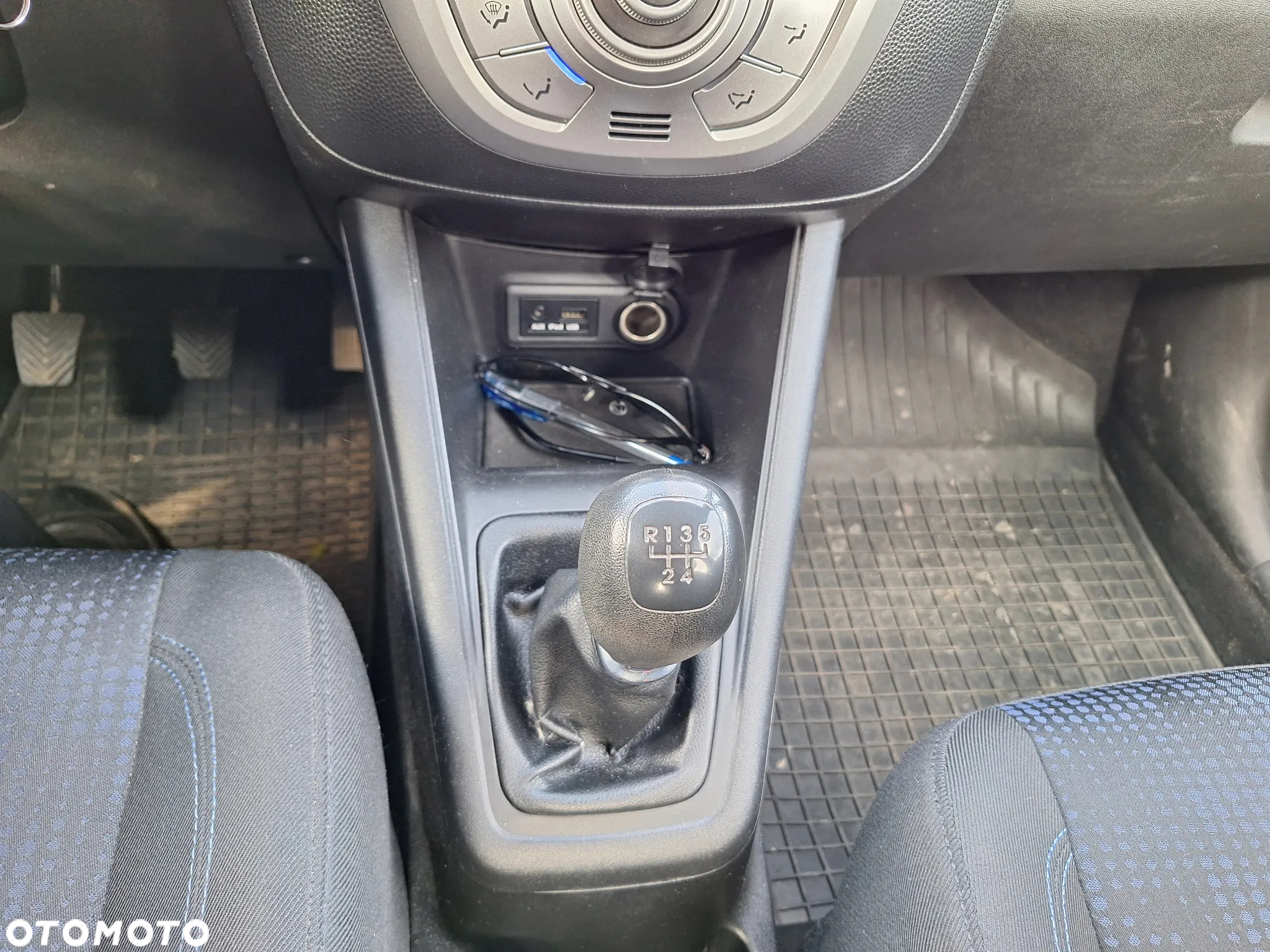 Hyundai ix20 1.4 Comfort - 15