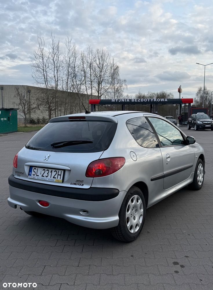 Peugeot 206 - 3