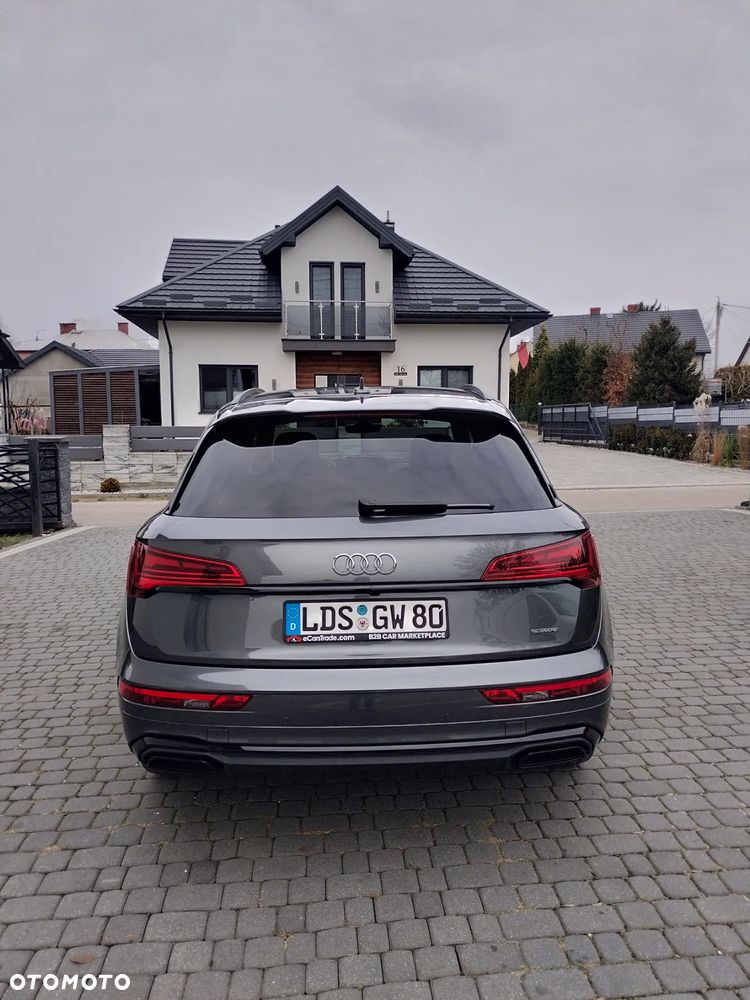 Audi Q5 40 TDI quattro S tronic S line business - 25