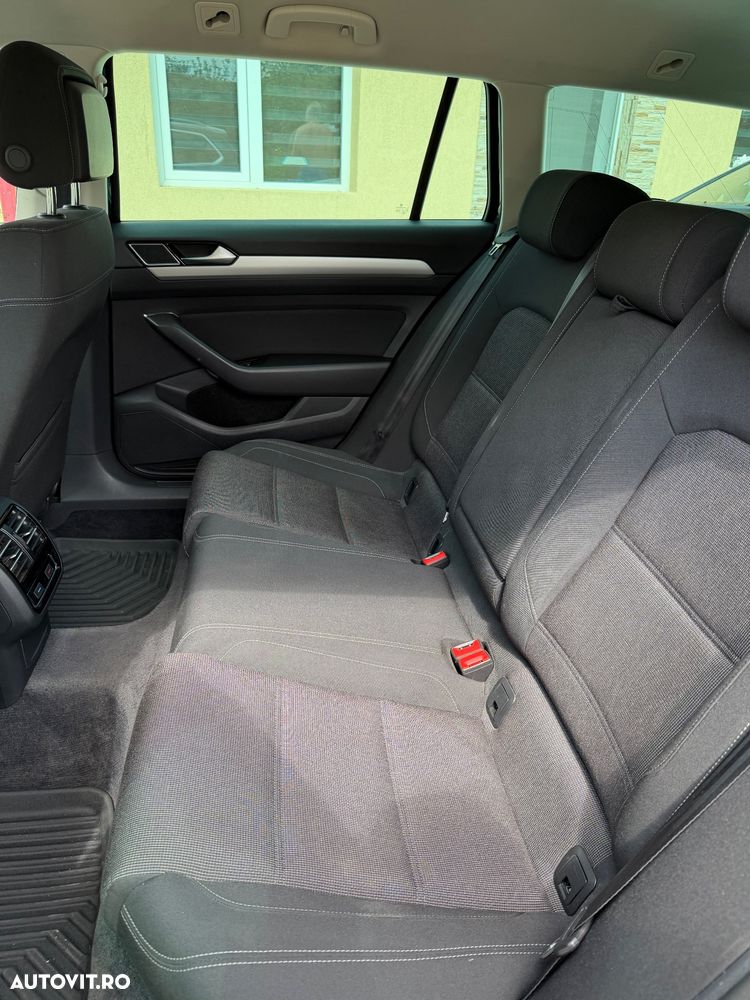 Volkswagen Passat - 6