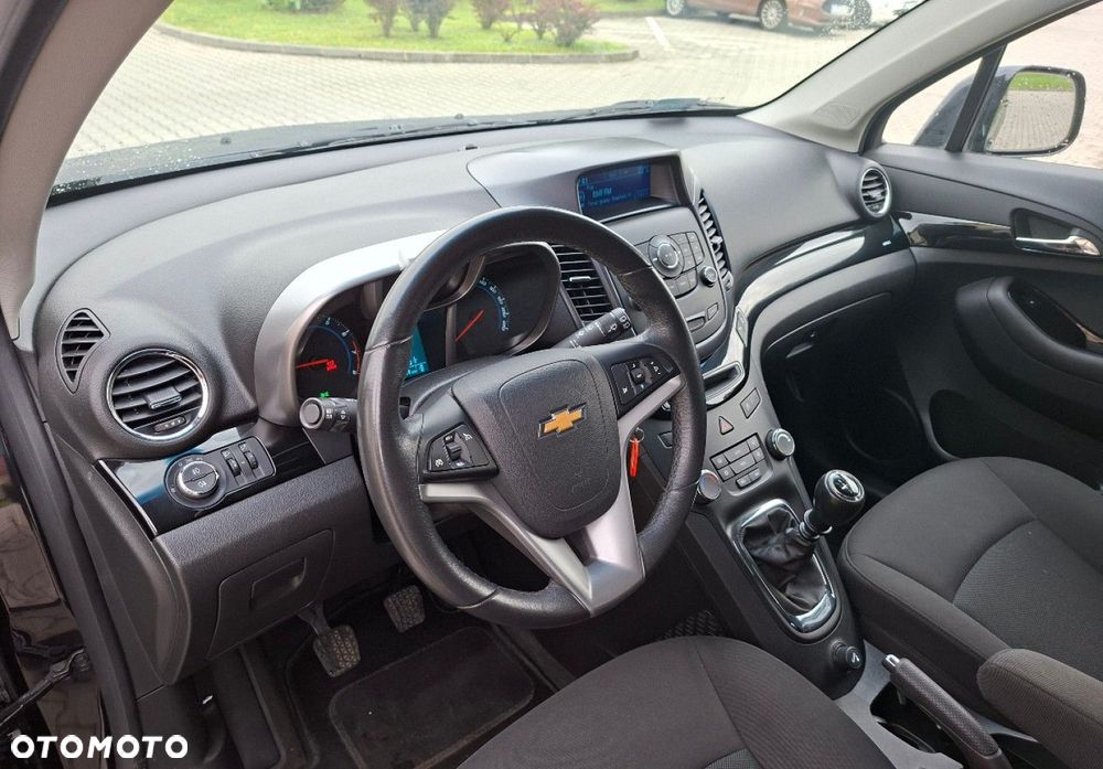 Chevrolet Orlando - 21