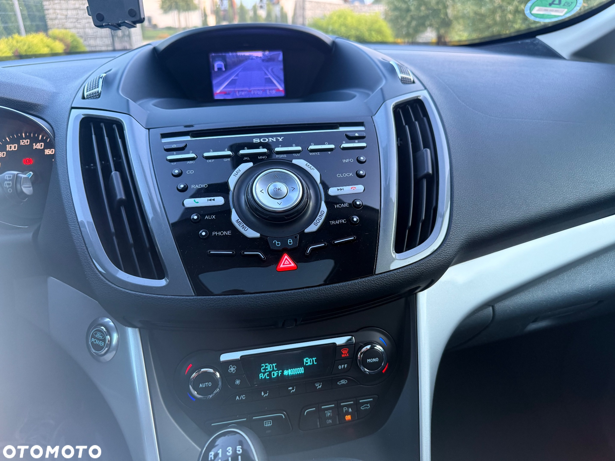 Ford Grand C-MAX - 12