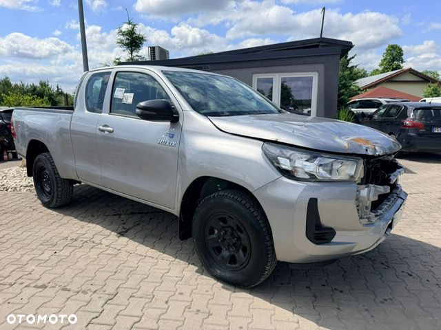 Toyota Hilux 2.8 D-4D Extra Cab Live 4x4 - 1