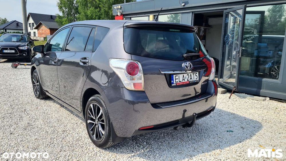 Toyota Verso - 2