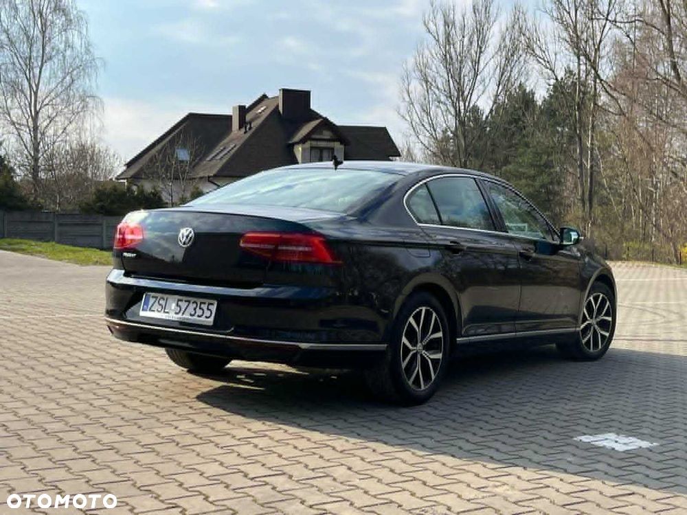 Volkswagen Passat - 5