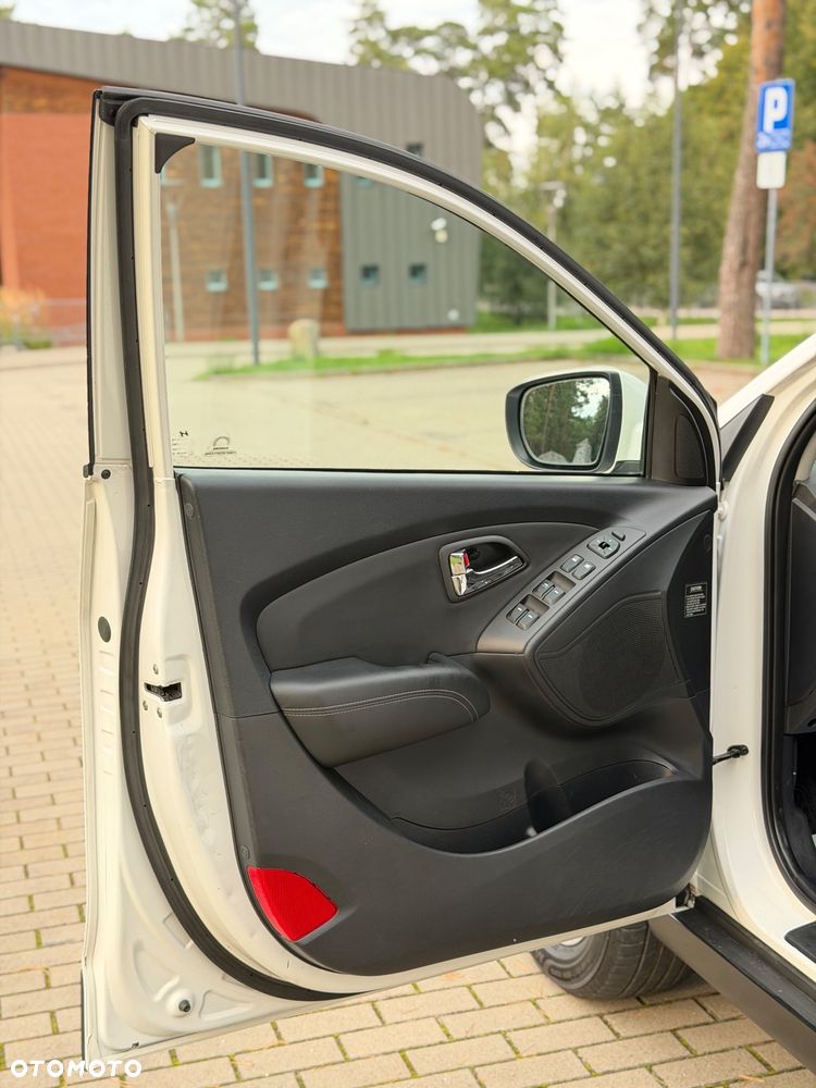 Hyundai ix35 2.0 CRDi 4WD Premium - 22