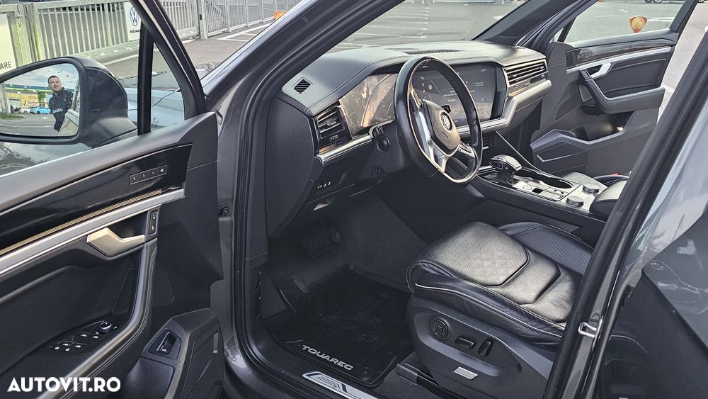Volkswagen Touareg 3.0 V6 TDI SCR 4Motion Automatik R-Line - 28