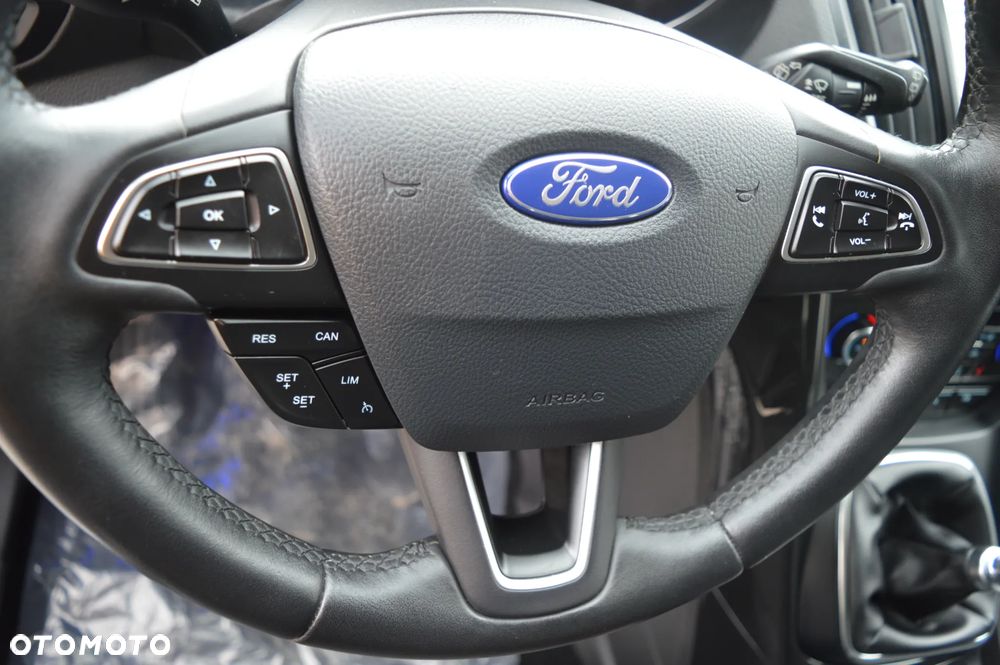 Ford Kuga 1.5 EcoBoost FWD Titanium ASS GPF - 23