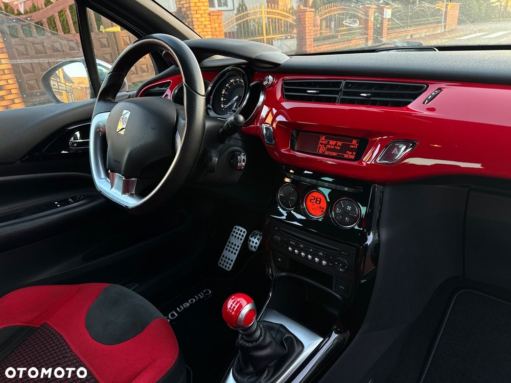 Citroën DS3 HDi 110 FAP SportChic - 10