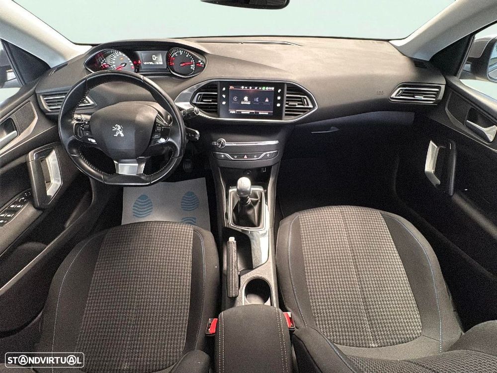 Peugeot 308 SW - 14