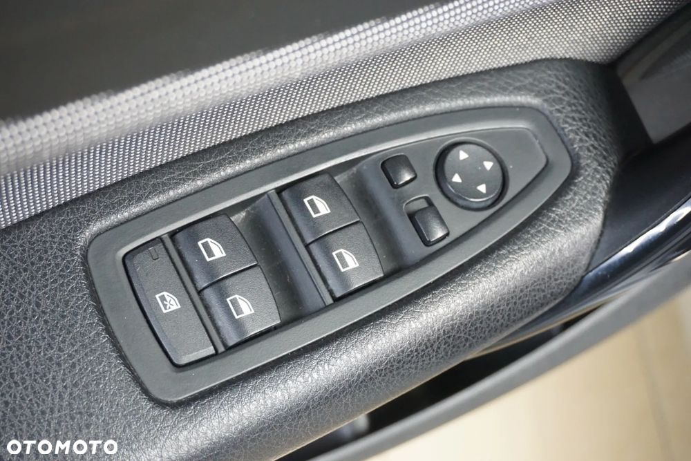 BMW Seria 1 120d Urban Line - 26