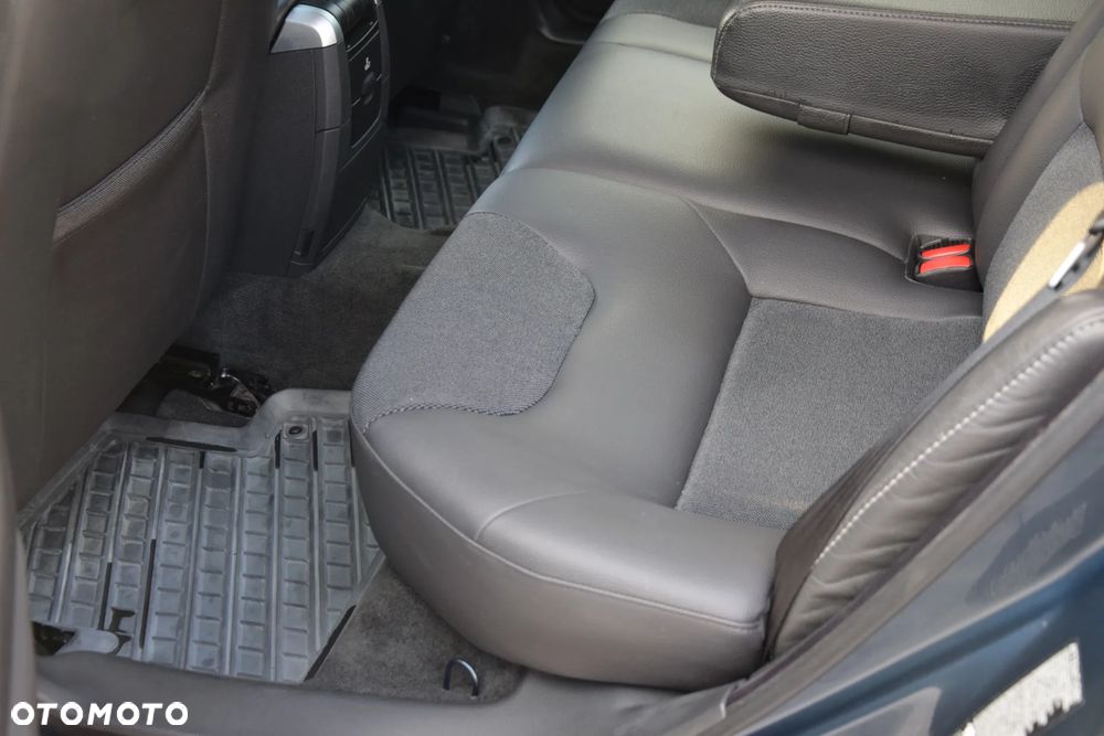 Volvo XC 70 AWD Momentum - 19