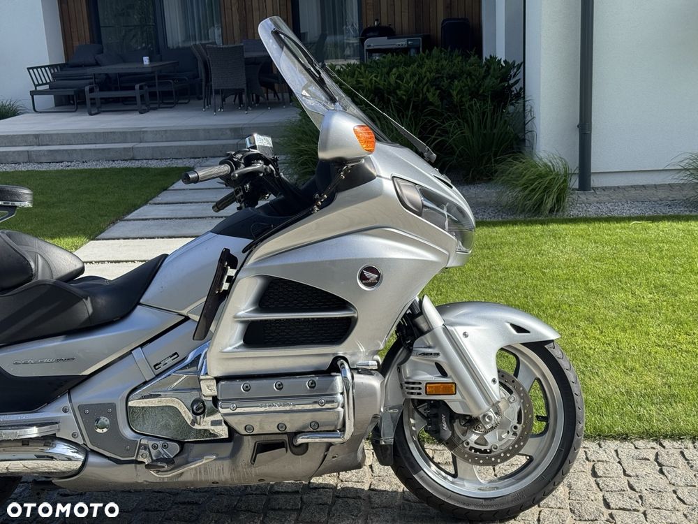 Honda GL - 6