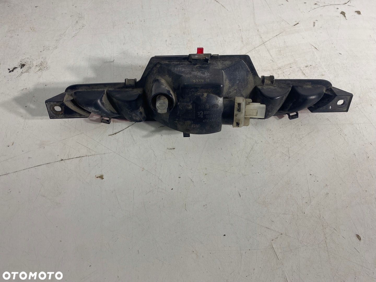 LAMPA TYLNIA PRZECIWMGIELNA PEUGEOT 208 I EU - 6
