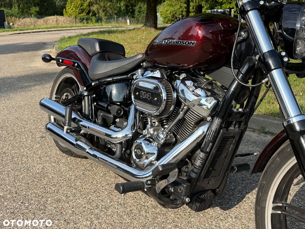 Harley-Davidson Softail Breakout - 13