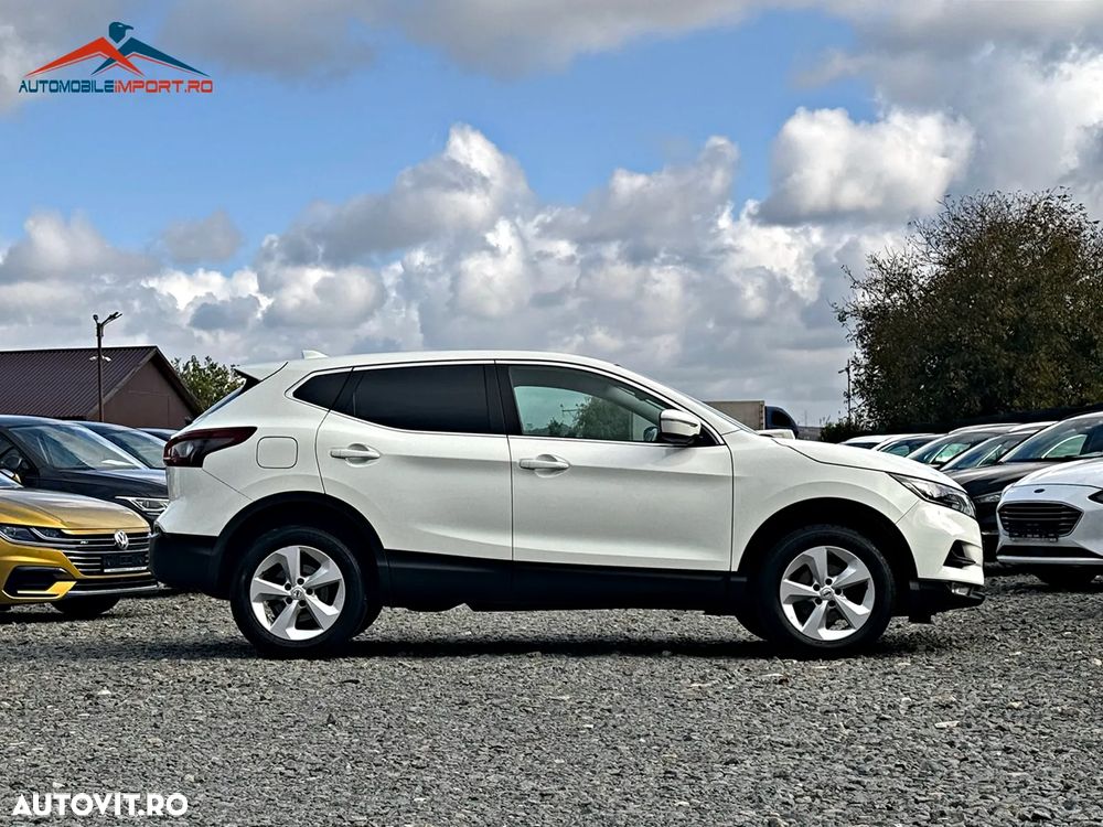 Nissan Qashqai 1.3 DIG-T SHIRO - 15