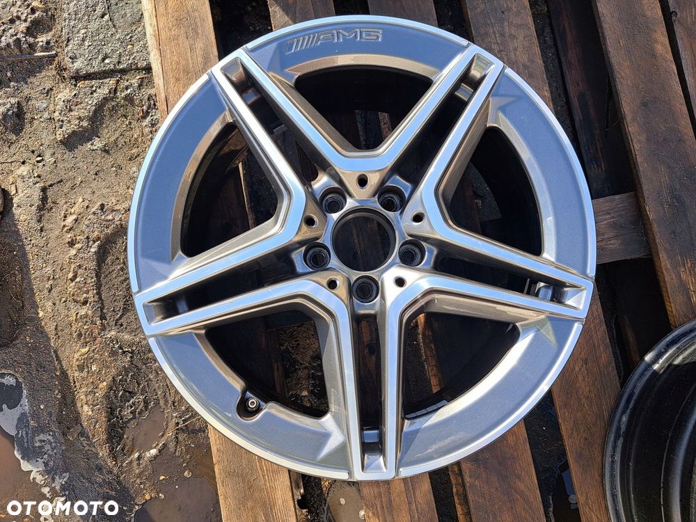 Oryg. Mercedes C-Klasa 205 A205 A2054019500 7.5j et44 18 AMG 4911 R-D - 1